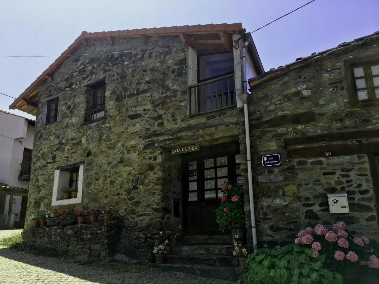 Гостевой дом Casa Da Bica Gondesende Браганса Экстерьер фото